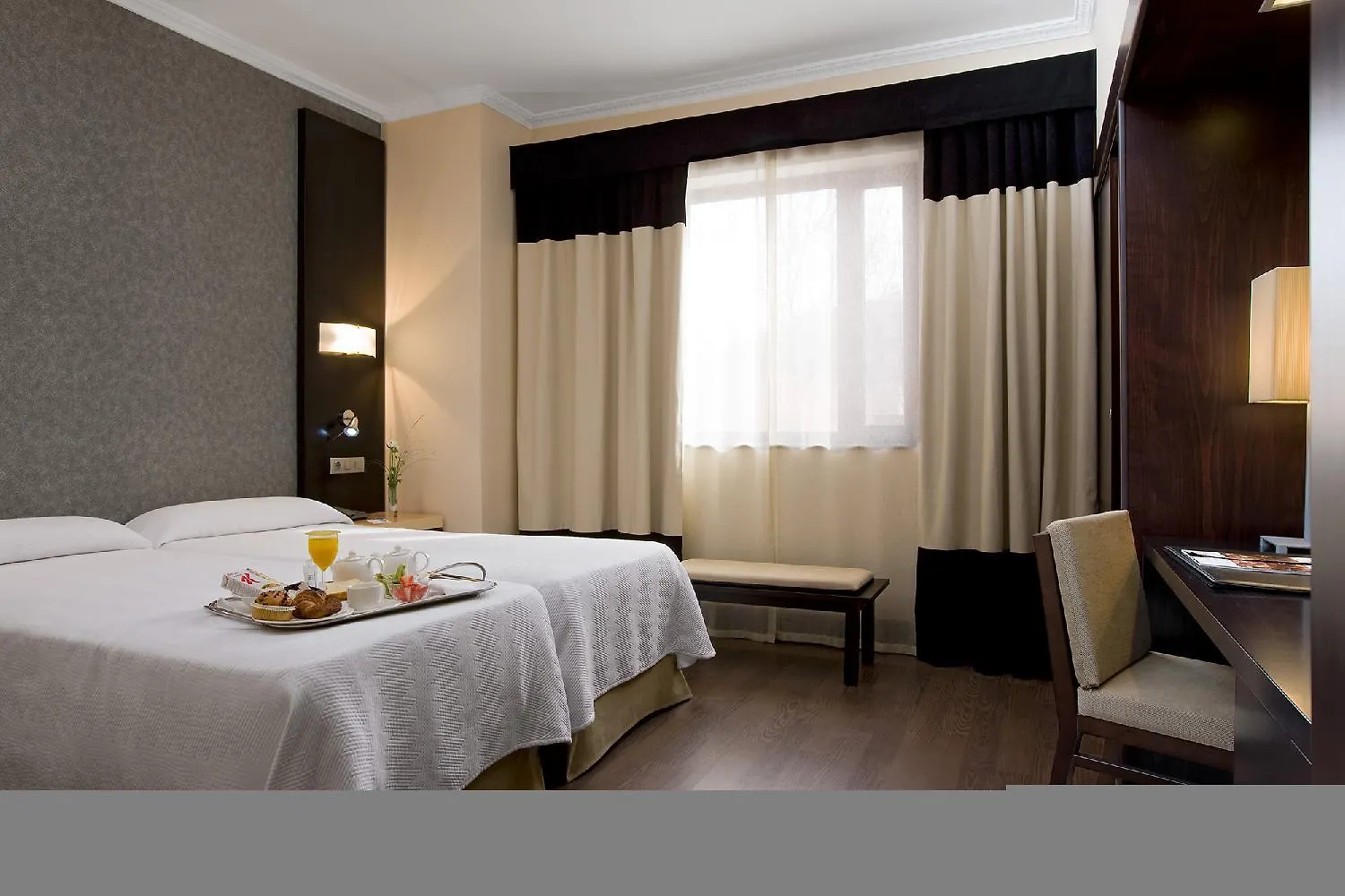 Chic & Basic Velvet Hotel Barcelona