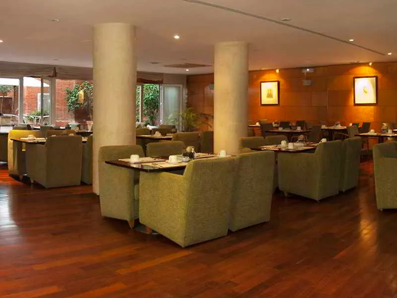 Chic & Basic Velvet Hotel Barcelona