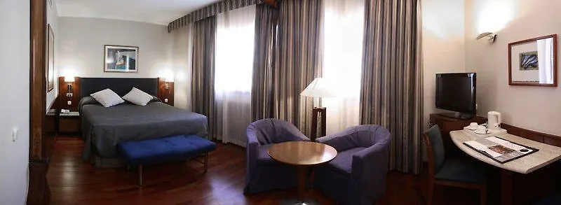 Chic & Basic Velvet Hotel Barcelona