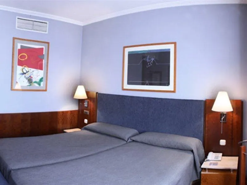 Chic & Basic Velvet Hotel Barcelona