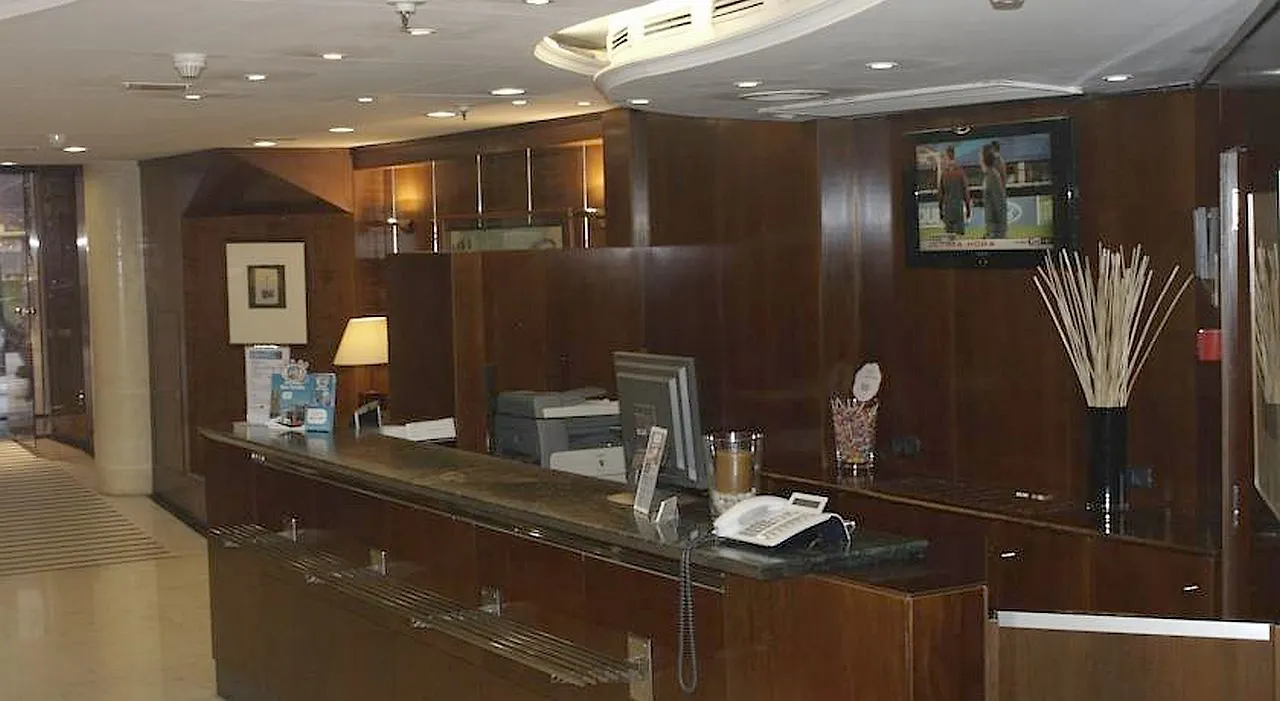 Chic & Basic Velvet Hotel Barcelona 3*,