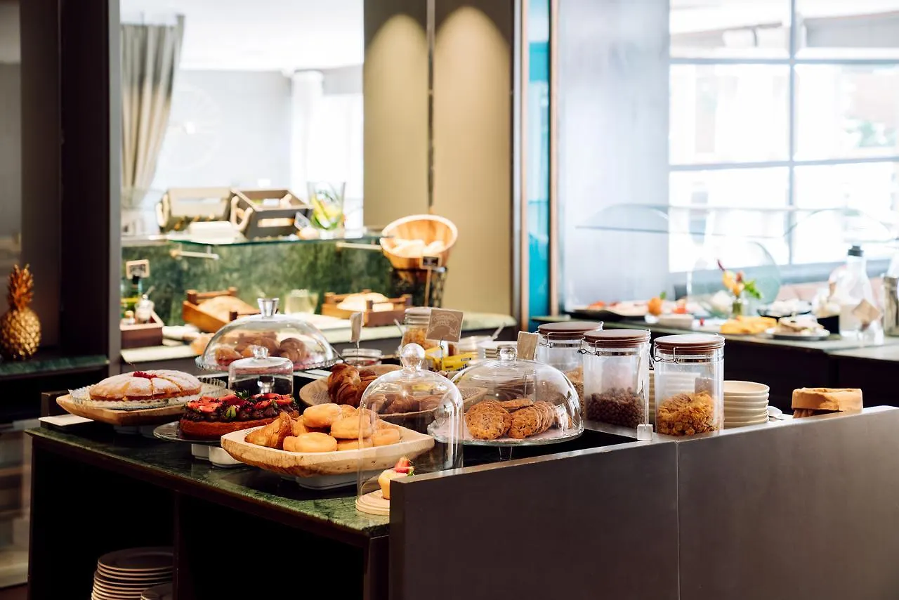 Chic & Basic Velvet Hotel Barcelona
